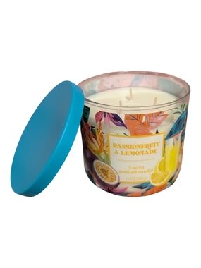 Passionfruit & Lemonade 3-Wick Scented Candle 14oz